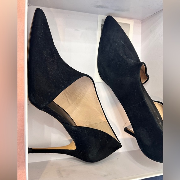 GUC. Something Navy Black Heels with Asymmetrical Design - Picture 2 of 7